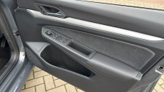 Volkswagen Golf 1.0 eTSI Life 5dr DSG Petrol Estate